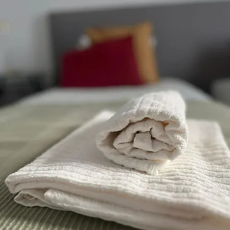 Portas - Large - Center * Ponta Delgada