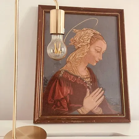 Daire Portas - Large - Center *