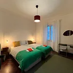 Portas - Large - Center Apartment