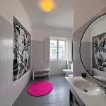 Portas - Large - Center Apartment