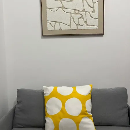 Portas - Large - Center דירה *