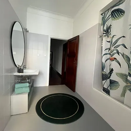 Portas - Large - Center Ponta Delgada