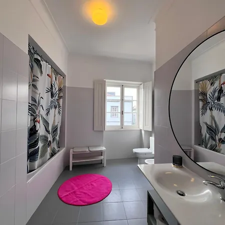 Portas - Large - Center Apartment