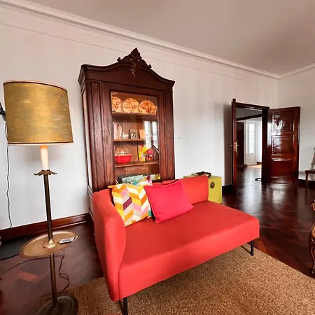 Portas - Large - Center Apartment