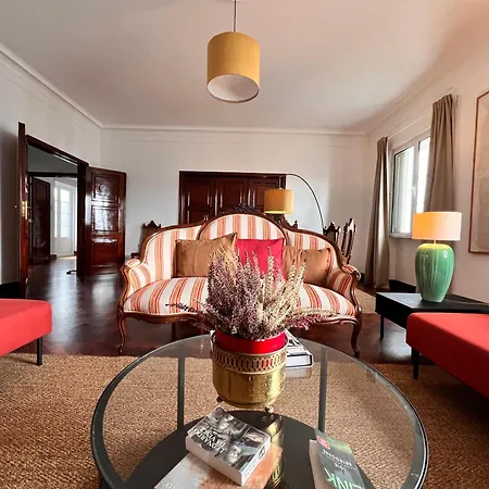Portas - Large - Center Apartment *