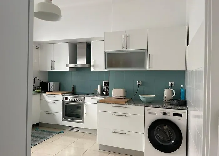 Portas - Large - Center Ponta Delgada