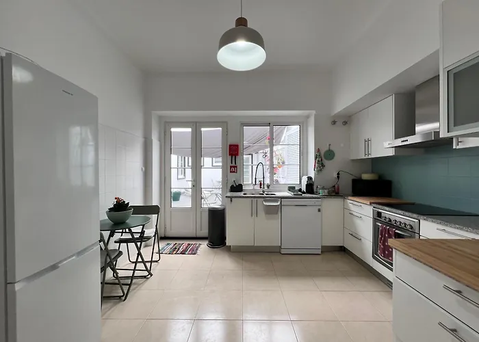 Portas - Large - Center Διαμέρισμα Πόντα Ντελγκάντα